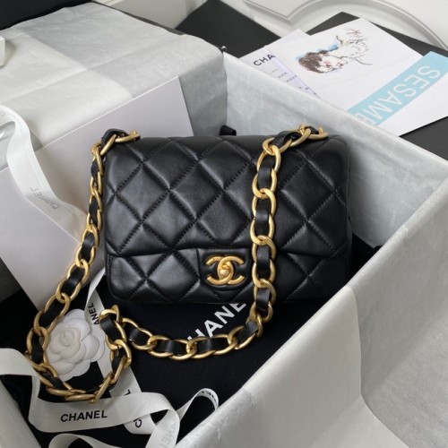 CHANEL Umhängetasche Lammleder 2022SS schwarz
