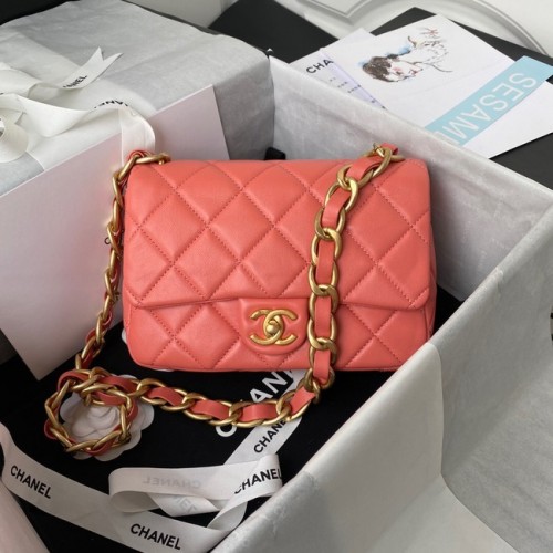 CHANEL Schultertasche Lammleder 2022SS rosa