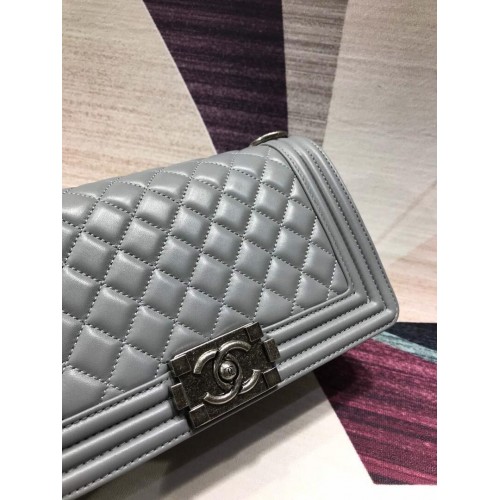 CHANEL Le Boy Pattentasche A67086 Grau