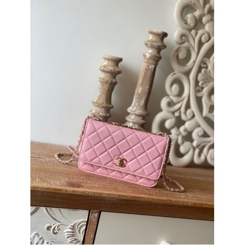 CHANEL WALLET ON CHAIN Lammleder Goldfarbenes Metall 88632 rosa