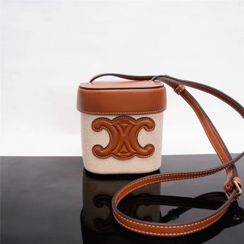 Celine MINI TEEN CLASSIC BAG IN TRIOMPHE CANVAS UND KALBSLEDER 199263 braun