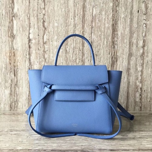 Celine NANO GÜRTELTASCHE AUS GENARBTEM KALBSLEDER 99970 himmelblau