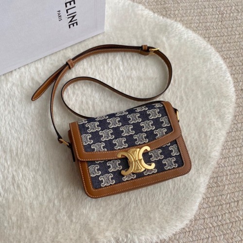 Celine TRIOMPHE SCHULTERTASCHE AUS TRIOMPHE CANVAS UND KALBSLEDER 194145