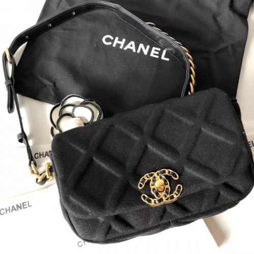 Chanel 19 Bodypack AS1163 schwarz