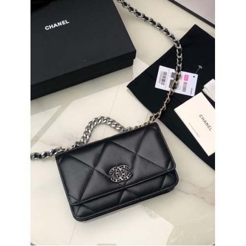 Chanel 19 Classic Sheepskin Leather Chain Wallet AP0957 schwarzsilberfarbenes Metall