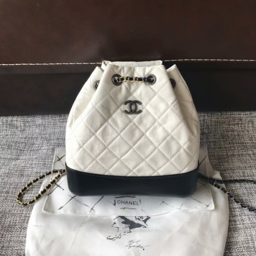 Chanel 2018 Original Kalbsleder Rucksack 81229 Weiß