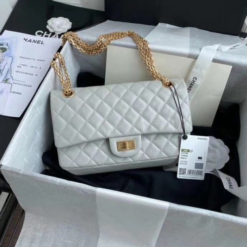 Chanel 2.55 Kalbsleder Flap Bag A37586 hellgrau