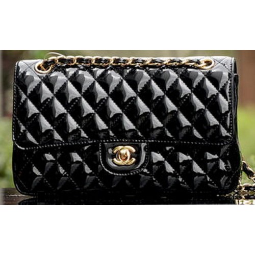 Chanel 2.55 Series Flap Bag Schwarzes Lackleder A1112 Gold