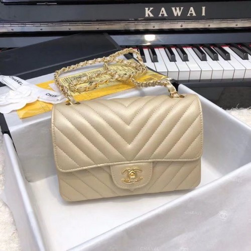 Chanel 2.55 Series Flap Bag Leder A1116CF Gold
