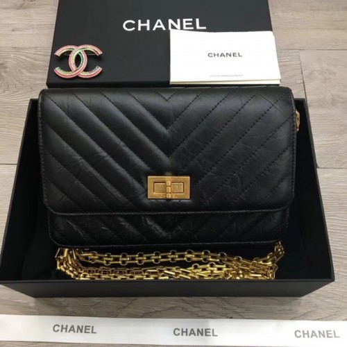 Chanel 2.55 Geldbörse an Kette A70328 schwarz