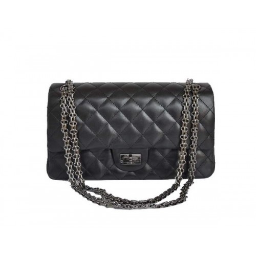 Chanel A30226 Classic Flap Bag Clafskin Schwarz