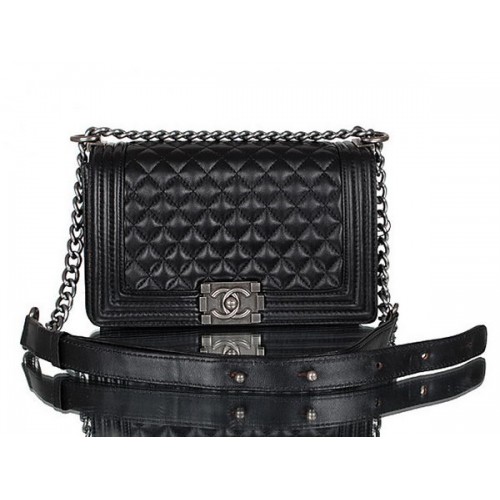 Chanel A67086 Le Boy Flap Umhängetasche aus schwarzem Lammleder
