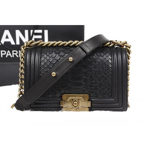 Chanel Boy Flap Umhängetasche Schwarz Original Pythonleder A67085 Gold