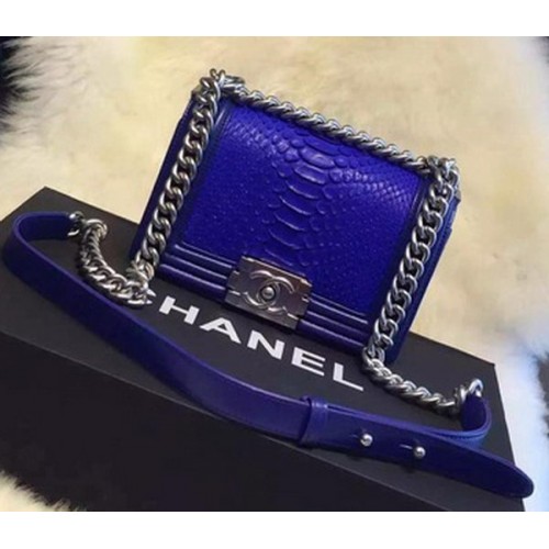 Chanel Boy Flap Umhängetasche Pythonleder A66094 Royal