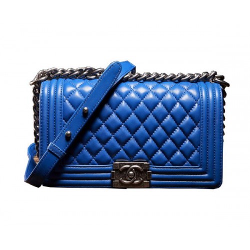 Chanel Boy Flap Umhängetasche aus blauem Lammleder A67086 Silber