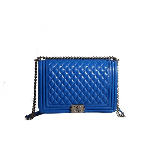 Chanel Boy Flap Umhängetasche in Blau Original Leder Silber
