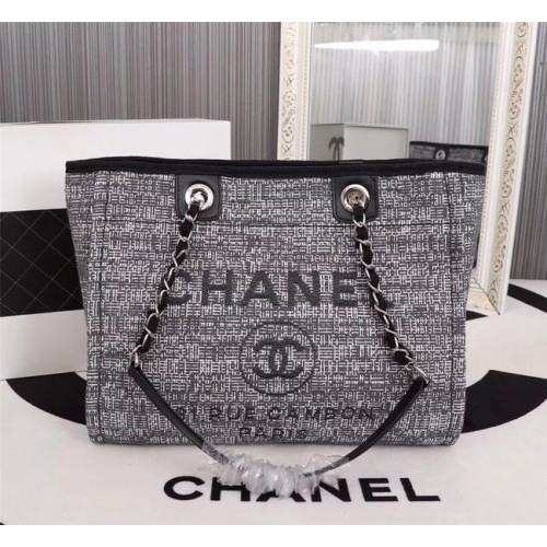 Chanel Canvas Einkaufstasche Kalbsleder Silberfarbenes Metall A23556 grau