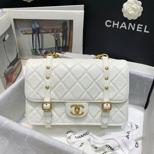 Chanel FLAP BAG Kalbsleder im Alter von goldfarbenem Metall AS2696 weiß
