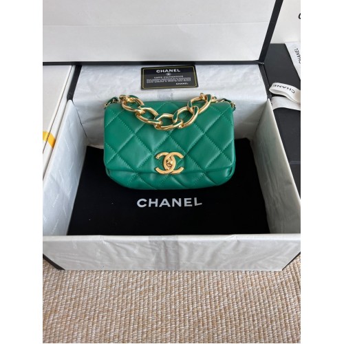 Chanel FLAP BAG Lammleder Goldfarbenes Metall AS3375 grün