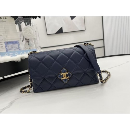 Chanel Flap Lammleder Umhängetasche AS2557 dunkelblau
