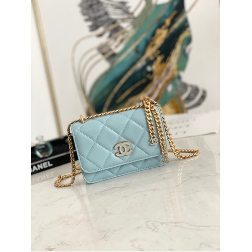 Chanel Flap Lammleder kleine Umhängetasche 81185 hellblau