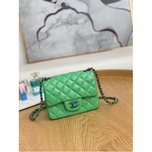Chanel Flap Mirage Lammfell Umhängetasche AS1115 grün