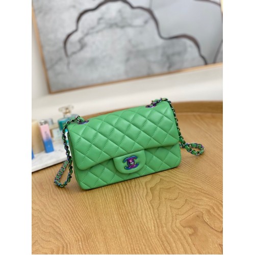 Chanel Flap Mirage Schultertasche aus Lammleder AS1116 grün