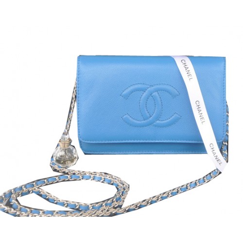 Chanel Flap Umhängetasche Blau Kalbsleder CHA33817 Silber