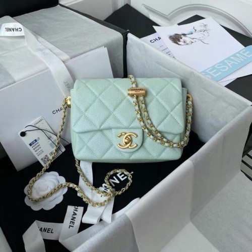 Chanel Flap Shoulder Bag genarbtes Kalbsleder AS2855 perlhellgrün