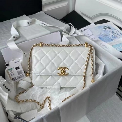 Chanel Flap Umhängetasche Original Leder AS2649 weiß