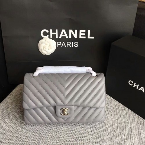 Chanel Flap Umhängetaschen Grau Original Schaffell CF1112 Silber