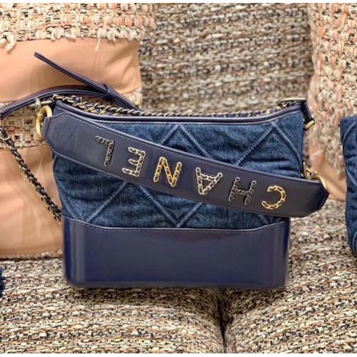 Chanel Gabrielle Kleine Denim-Hobo-Tasche AS0865 Blau