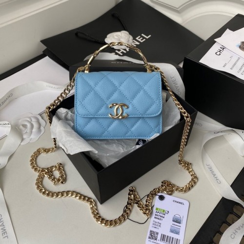 Chanel genarbtes Kalbsleder CLUTCH MIT KETTE AP2758 blau