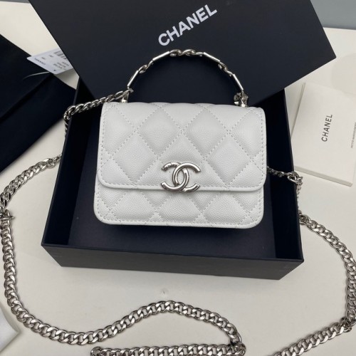Chanel genarbtes Kalbsleder CLUTCH MIT KETTE AP2758 weiß