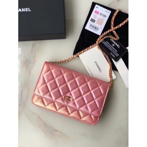 Chanel Iridescent Calfskin Chain Wallet 33814 rosa