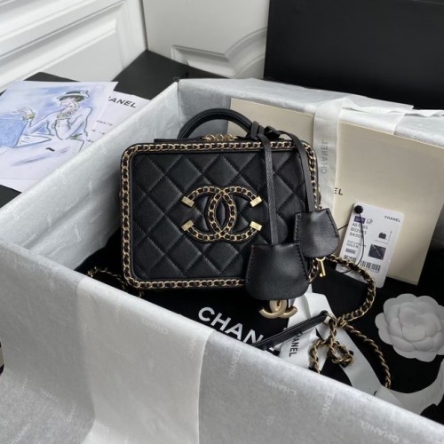 Chanel Lammleder Kristall Kalbsleder goldfarbene Metallkosmetiktasche 8817 schwarz