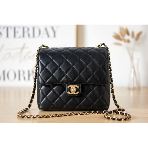 Chanel MINI FLAP BAG AS3648 aus Lammleder schwarz