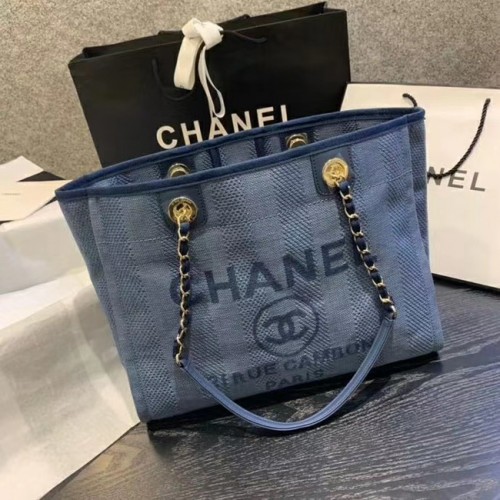 Chanel große Umhängetasche A67001 blau