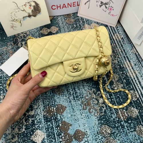 Chanel MINI Flap Bag Original Schafsleder 1116 hellgelb