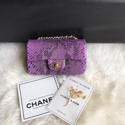 Chanel Mini Flap Bag Python Goldfarbenes Metall A69900 lila