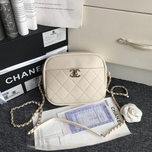 Chanel Original Kalbsleder Kameratasche AS0137 Weiß
