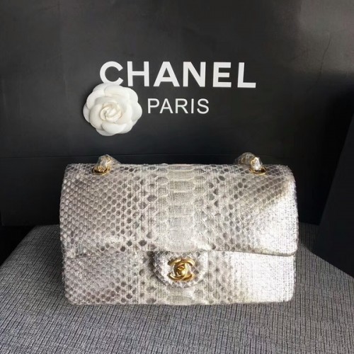 Chanel Original Schultertasche aus Pythonleder CF1112U