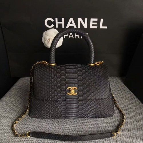Chanel Original Tragetasche aus Pythonleder 8119E