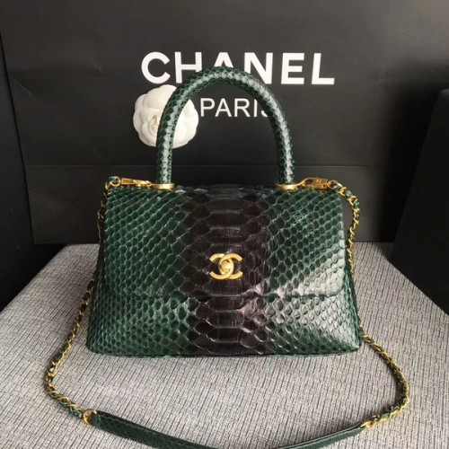 Chanel Original Tragetasche aus Pythonleder 8119H
