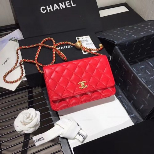 Chanel Original Kleine klassische Lammfell-Überschlagtasche AS33814 rot