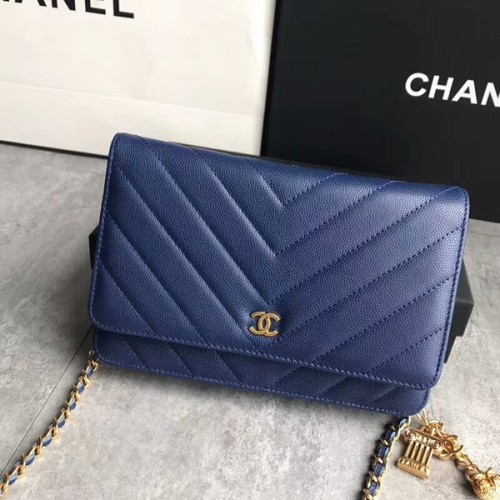 Chanel Owl Pendant Flap Umhängetasche Kalbsleder A33814 Blau