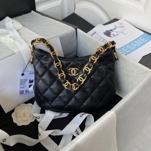 Chanel KLEINE TASCHE Lammleder Goldfarbenes Metall AS3562 SCHWARZ