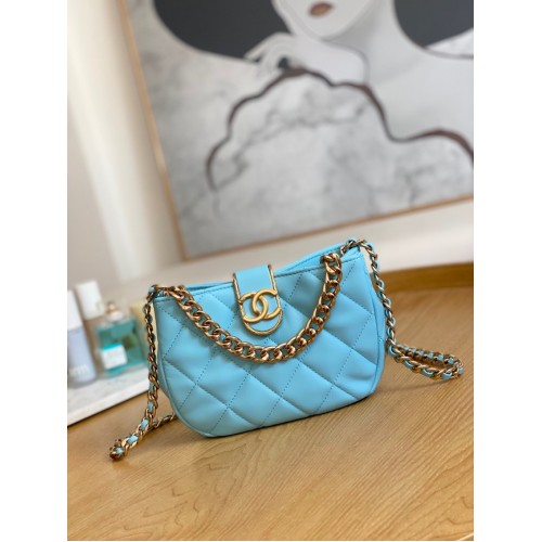 Chanel KLEINE HOBO-TASCHE AS3475 Hellblau