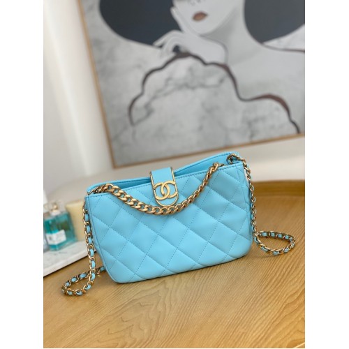 Chanel KLEINE HOBO-TASCHE AS3476 Hellblau