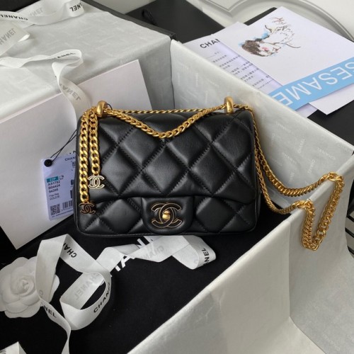 Chanel KLEINE FLAP BAG aus Lammleder AS1792 schwarz